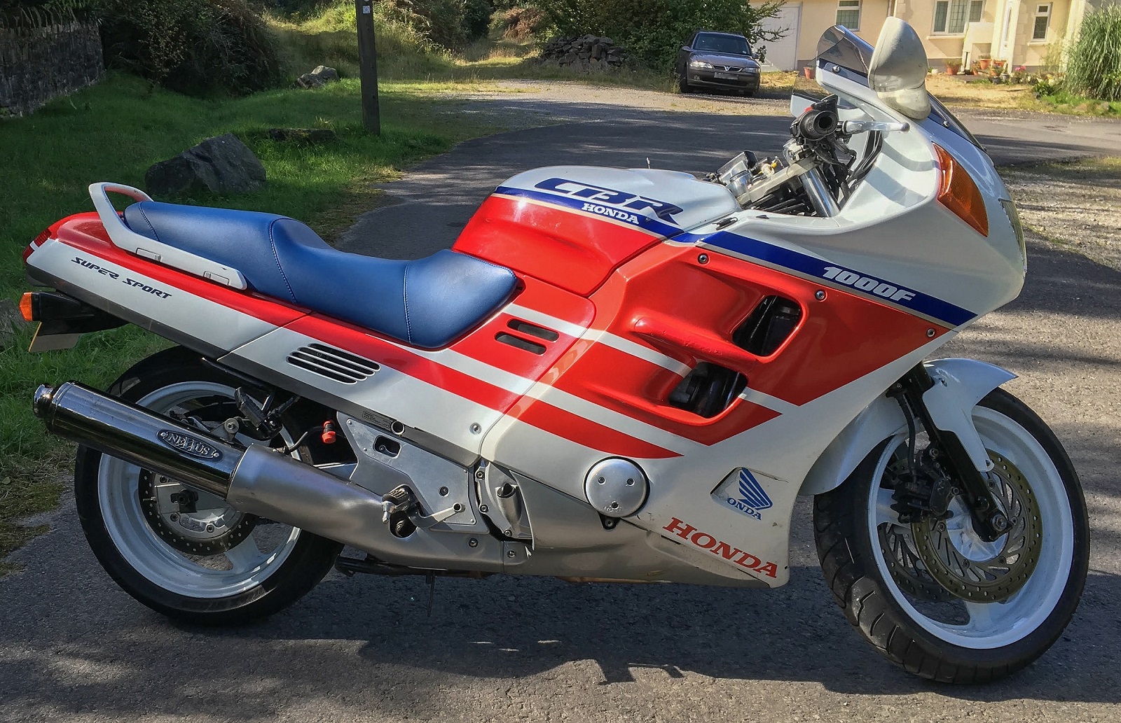 Honda cbr1000f specs clearance